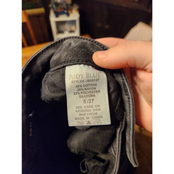 JUDY BLUE Mid Rise Black Denim Distressed Ripped Slim Fit Jeans sz 5/27 - Picture 4 of 4